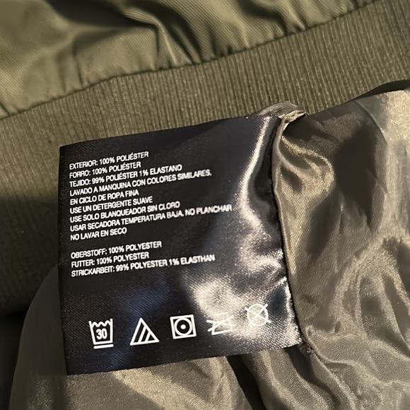 😊 Bernardo Bomber Jacket - Picture 4 of 4